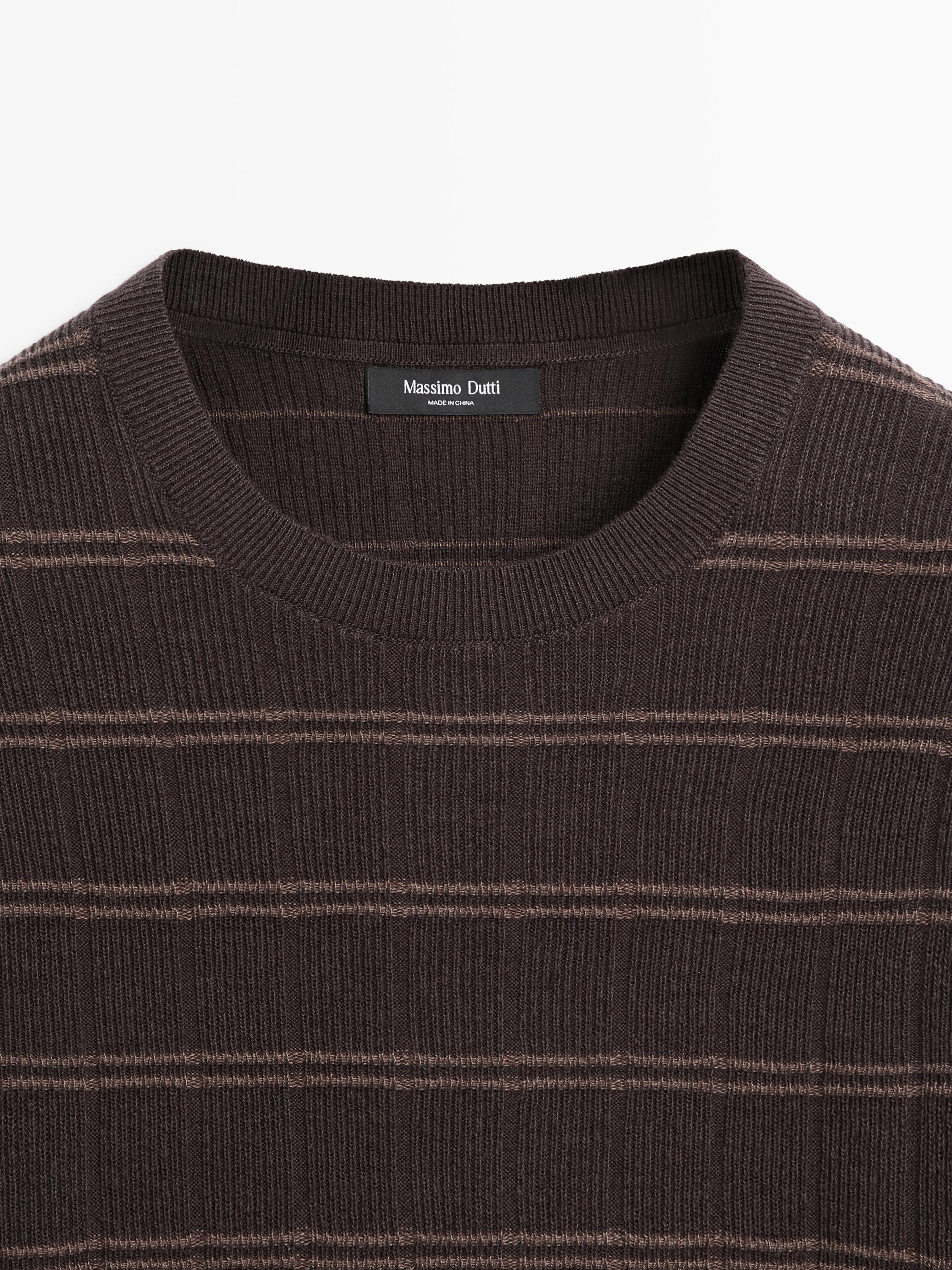 Pull en maille à rayures col rond